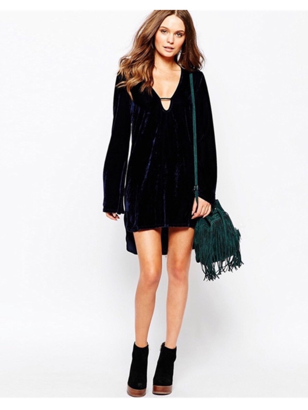 Glamorous Navy Velvet Long-Sleeve Mini Dress